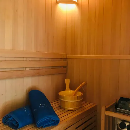 Beachfront Ravdoucha Epavlis Eleni - Pool, Hot Tub, Gym, Sauna, Private Parking, Wifi *