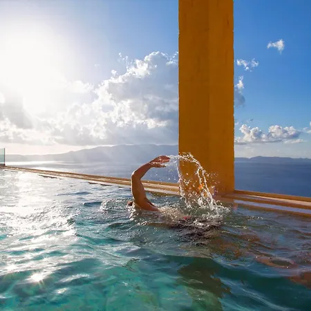 Beachfront Ravdoucha Epavlis Eleni - Pool, Hot Tub, Gym, Sauna, Private Parking, Wifi * خانيا