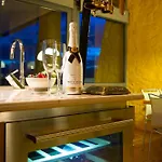 Beachfront Ravdoucha Epavlis Eleni - Pool, Hot Tub, Gym, Sauna, Private Parking, Wifi Chania (Crete)