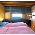 Beachfront Ravdoucha Epavlis Eleni - Pool, Hot Tub, Gym, Sauna, Private Parking, Wifi *