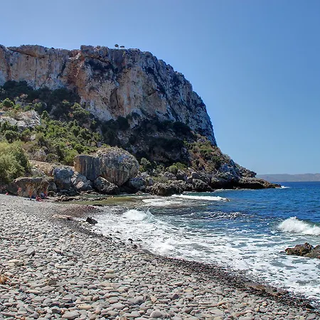 别墅 Beachfront Ravdoucha Epavlis Eleni - Pool, Hot Tub, Gym, Sauna, Private Parking, Wifi *