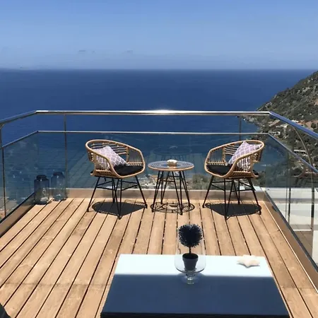 Villa Beachfront Ravdoucha Epavlis Eleni - Pool, Hot Tub, Gym, Sauna, Private Parking, Wifi La Canea