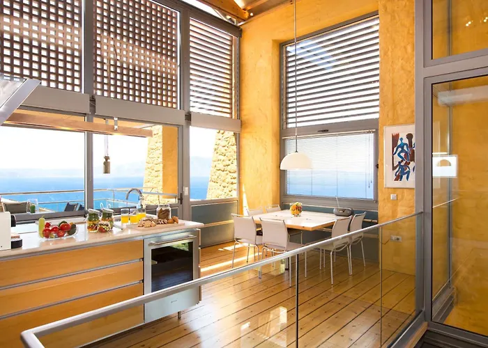 Beachfront Ravdoucha Epavlis Eleni - Pool, Hot Tub, Gym, Sauna, Private Parking, Wifi 하니아