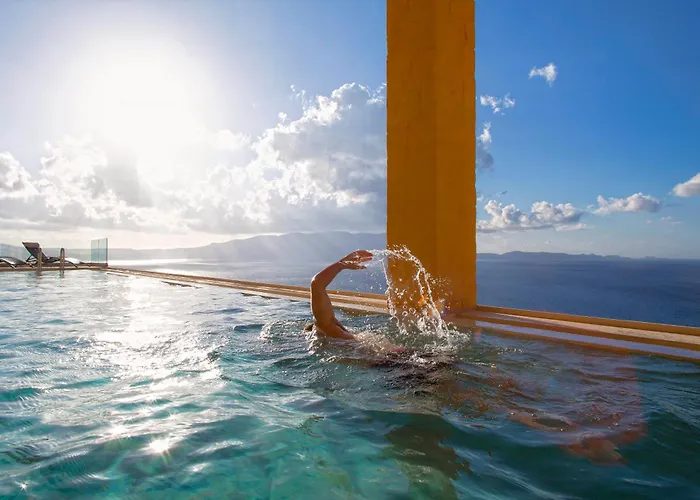 Beachfront Ravdoucha Epavlis Eleni - Pool, Hot Tub, Gym, Sauna, Private Parking, Wifi * 하니아