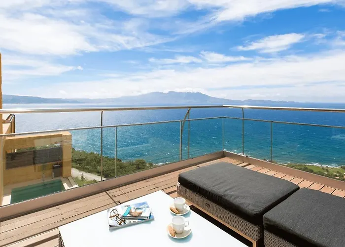 Вилла Beachfront Ravdoucha Epavlis Eleni - Pool, Hot Tub, Gym, Sauna, Private Parking, Wifi