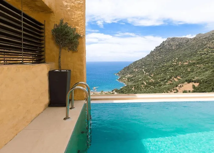 Вилла Beachfront Ravdoucha Epavlis Eleni - Pool, Hot Tub, Gym, Sauna, Private Parking, Wifi *